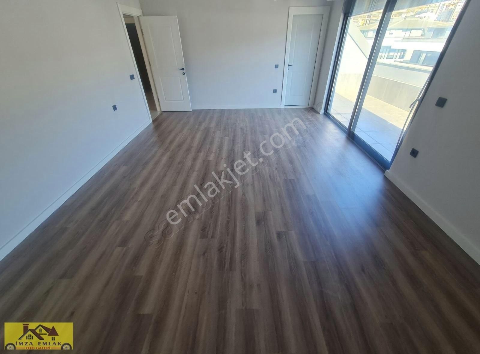 Alanya Oba Merkezde 5 Oda 1 Salon Ayrı Mutfaklı Sosyal Alanlı - Görsel 17