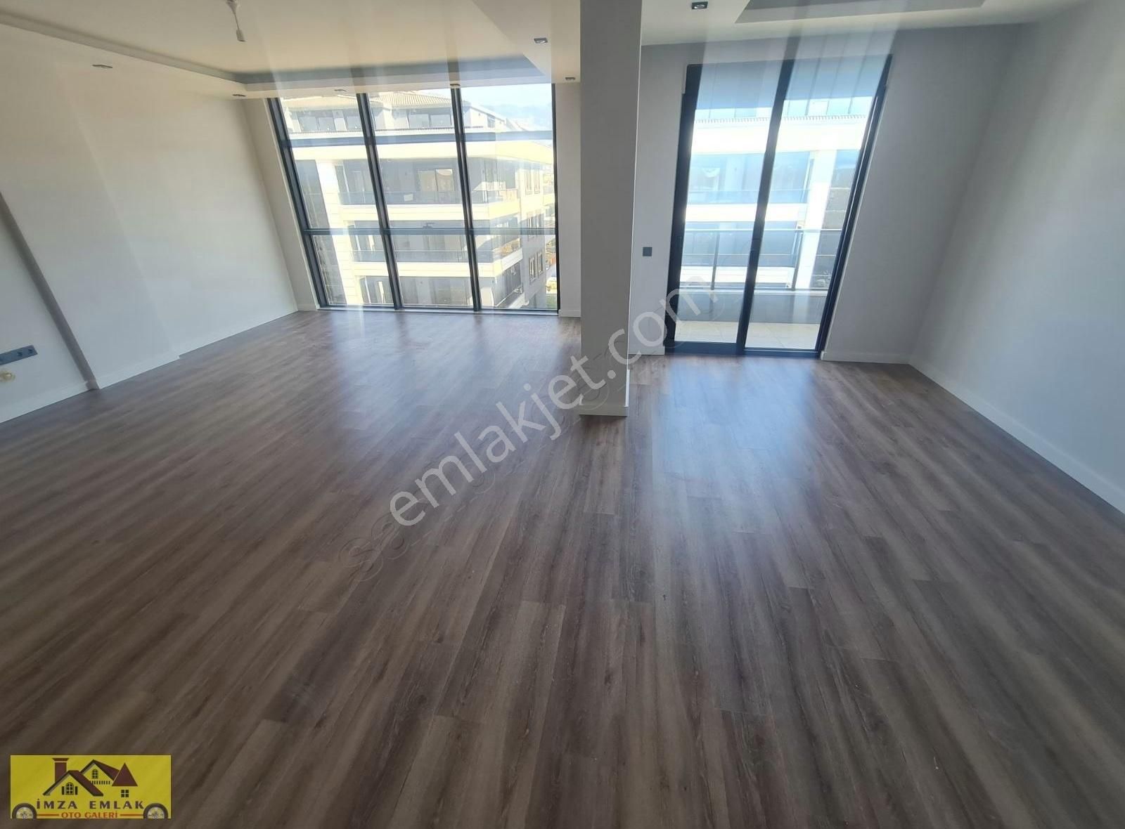 Alanya Oba Merkezde 5 Oda 1 Salon Ayrı Mutfaklı Sosyal Alanlı - Görsel 7