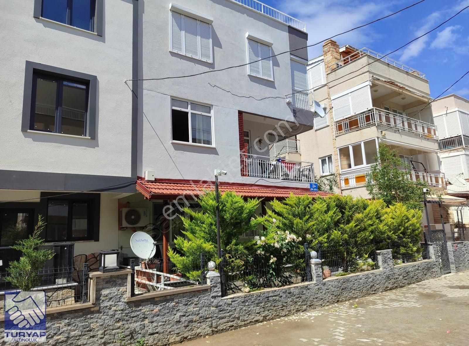 Altınoluk İskele Mahallesinde 2+1 Satılık Bahçe Katı Daire