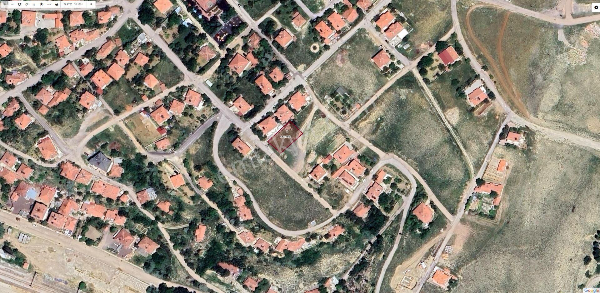 Lalahan İstasyon Mahallesinde 500 M2 Tek Tapu İmarlı Arsa