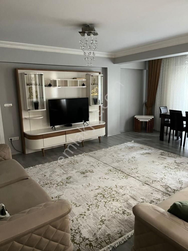 K.otoparklı-geniş Daire Arayanlar Buyurun..3+1 130m2.1.kat