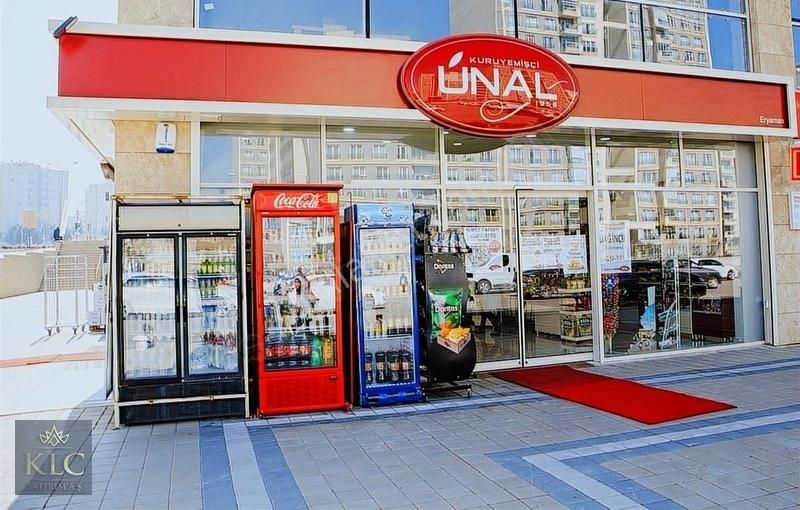 Klc Yatırım A.ş.'den Metro Çıkışı 140m² 50.000₺ Kiracılı Mülk