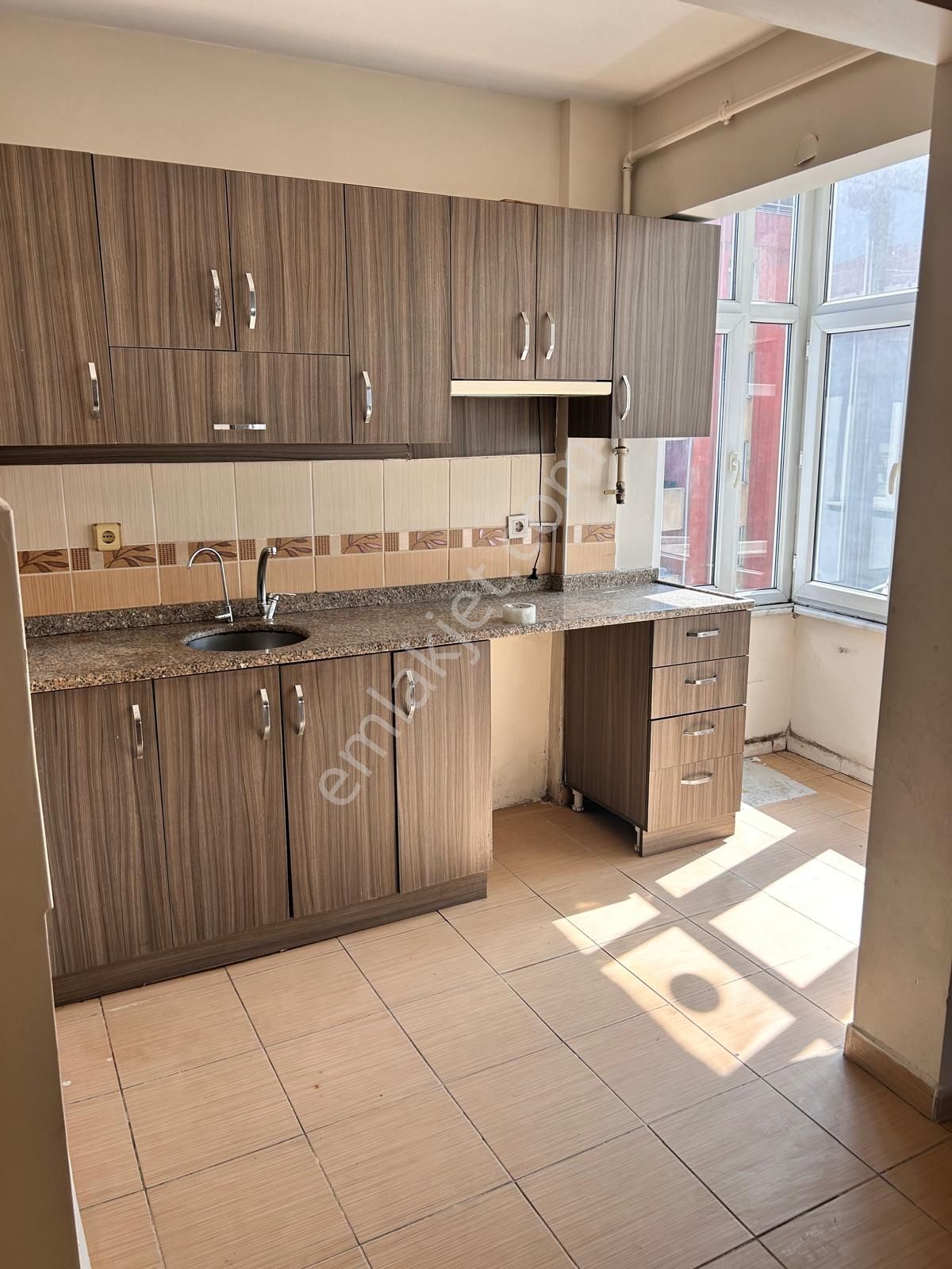 Torunlar Emlaktan Yenimahale Kiralık 2+1 Boş 3.kat Daire D.gazlı