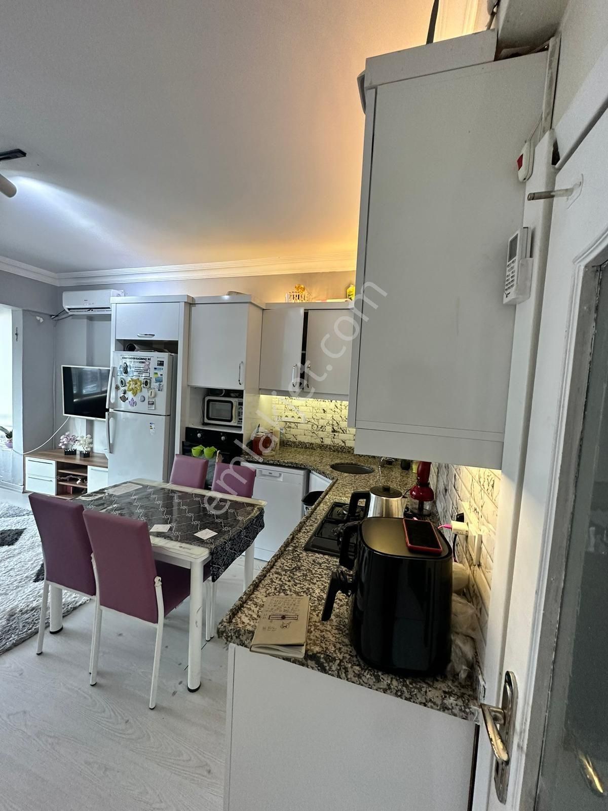 Alanya Kadıpaşa Asansör Otoparklı Satılık 3+1 Daire