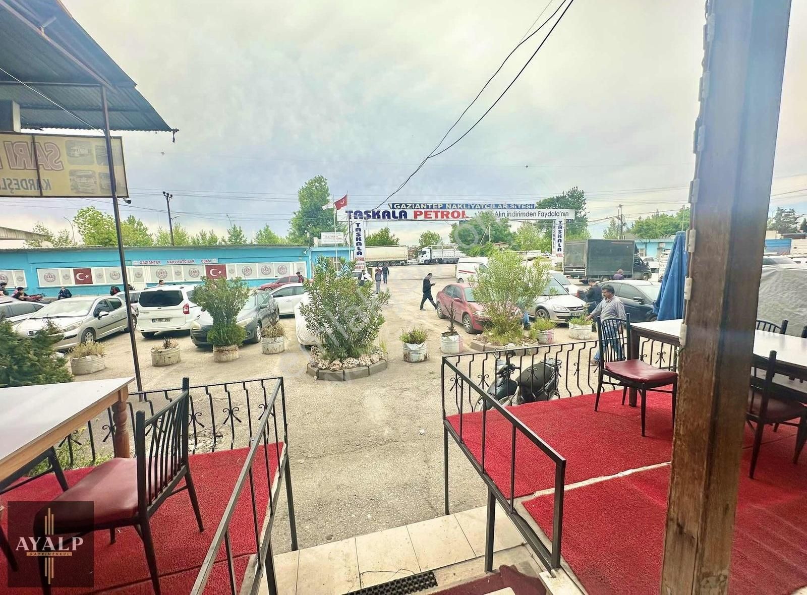 Ayalpden Nakliyeciler Sitesinde Yatırımlık İşyeri