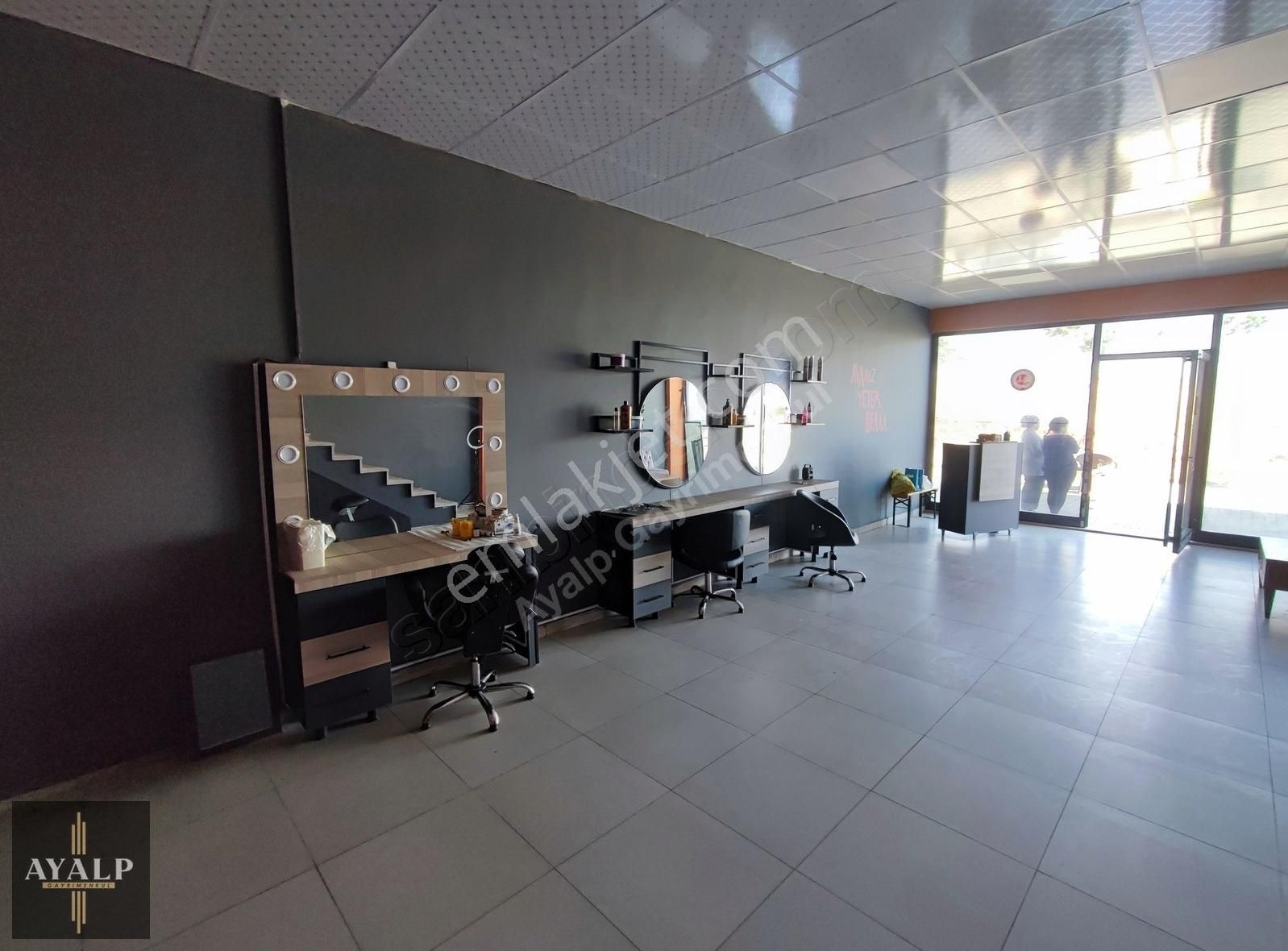 Ayalp'ten Alpaslan'da Devren Kiralık Güzellik Salonu