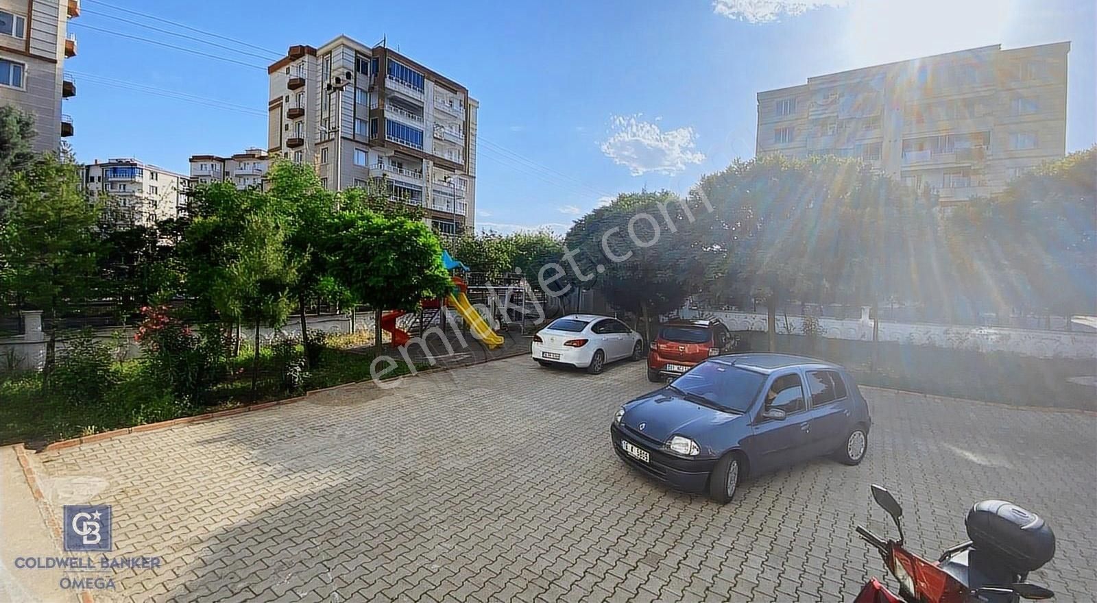 Coldwell Banker Omega'dan Bağcılarda 3+1 Satılık Fırsat Daire