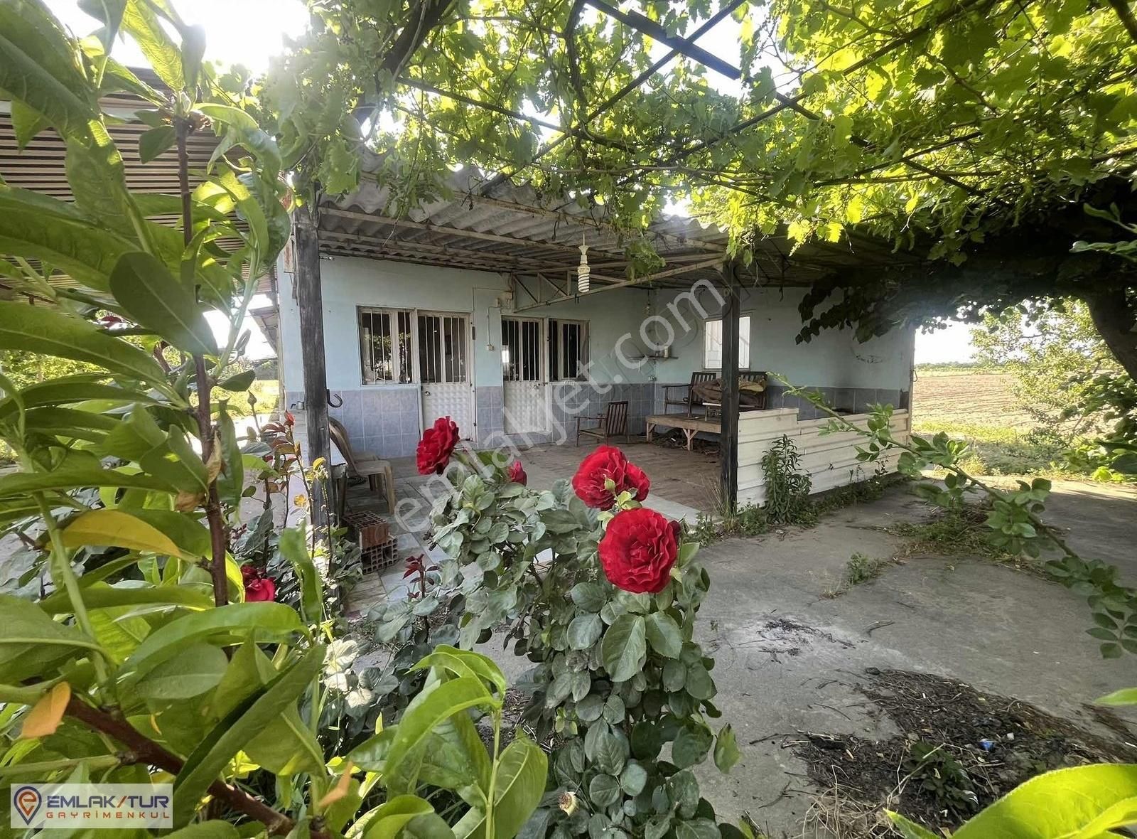 Emlak/tur'dan 8.mıntıkada Bostanlık Mevkinde Satılık Arazi