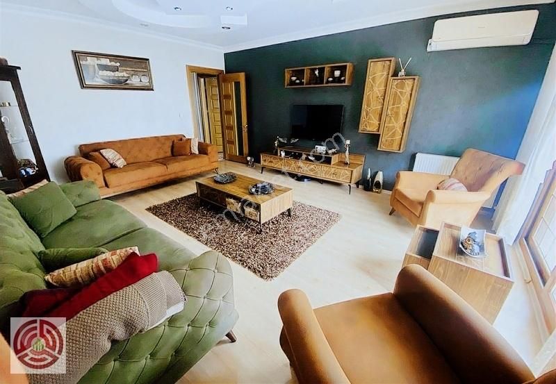 10 Yıllık Arakat.. 75.yıl Mah. 3+1 130m Full Lüx Arakat Daire