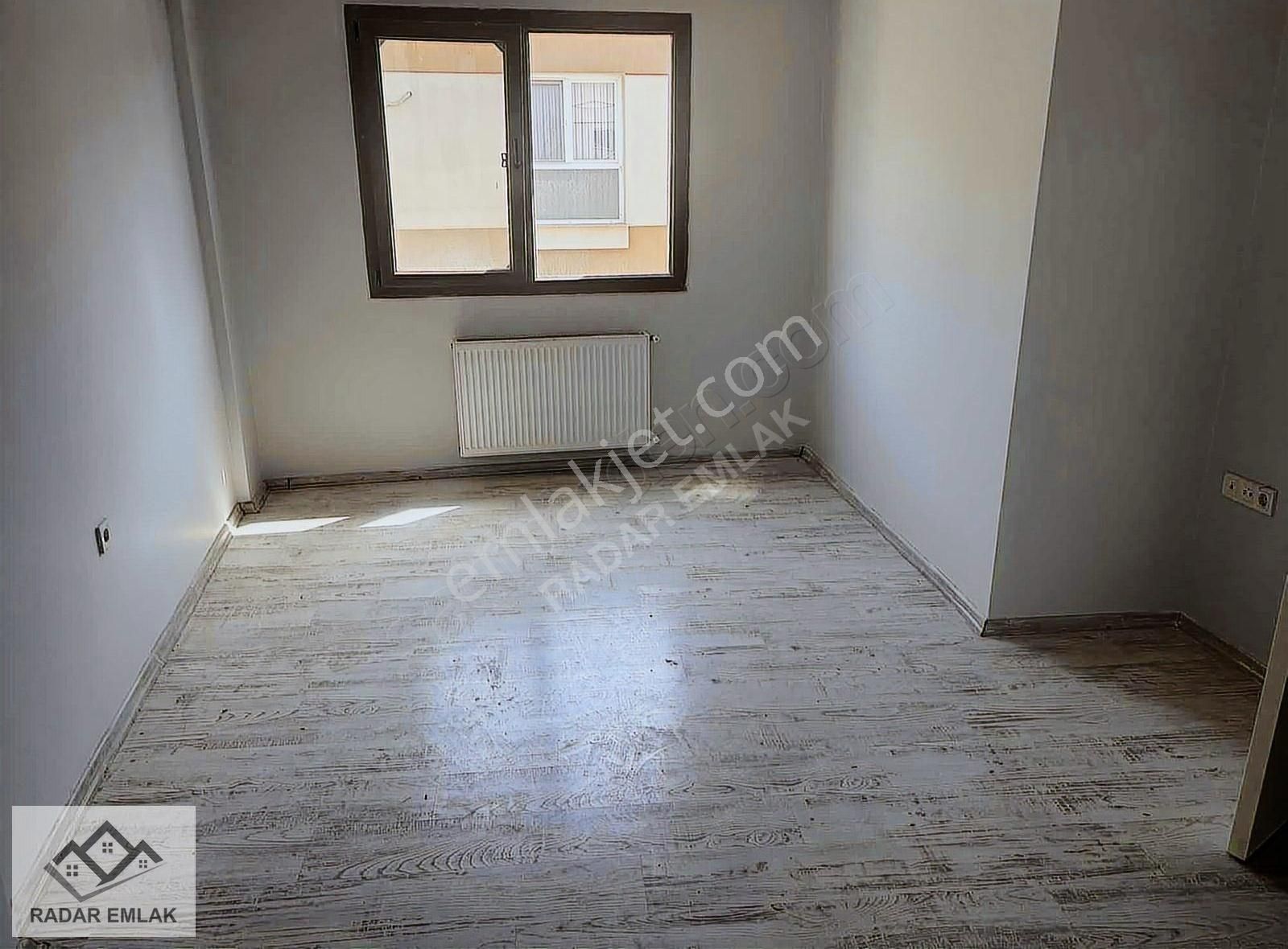 Karabağlar Gülyaka Mahallesi Cadde Üzeri 4+1 Satılık Daire