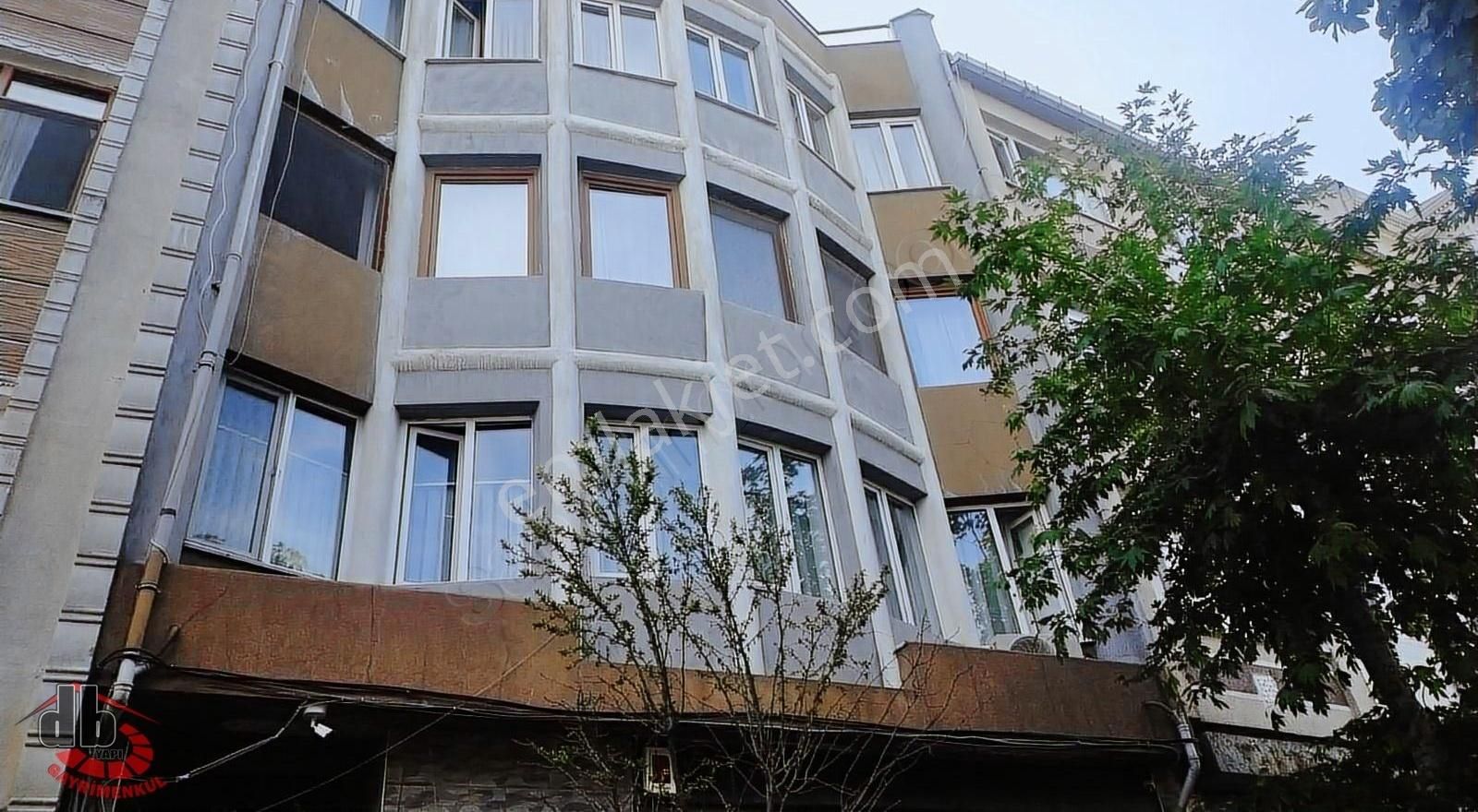 Rami Yenimahalle'de Çarşı İçinde 4+1 Çift Cephe