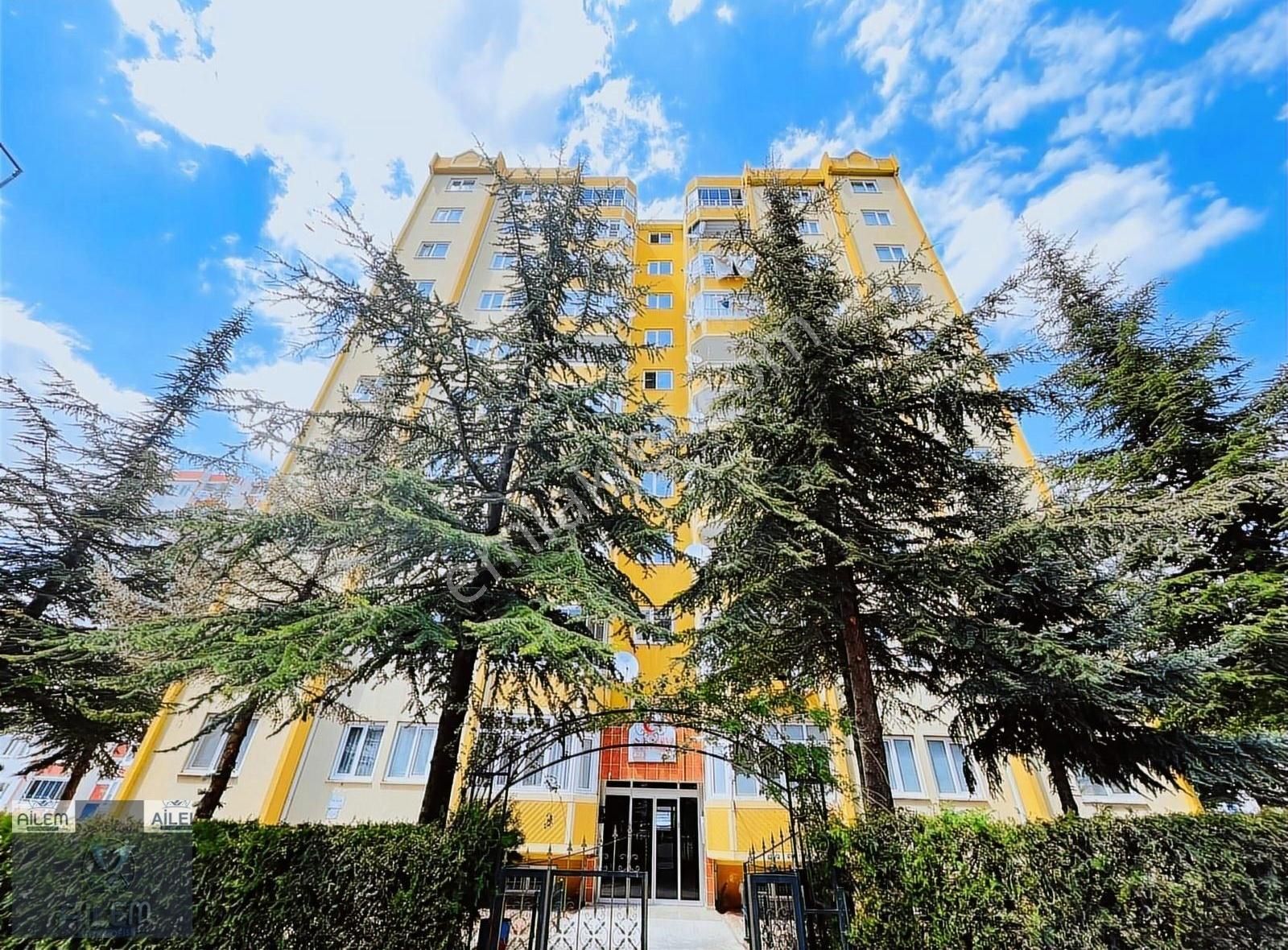 İldem 4'te Muhteşem Lokasyonda, Masrafsız 3+1 Satılık Daire
