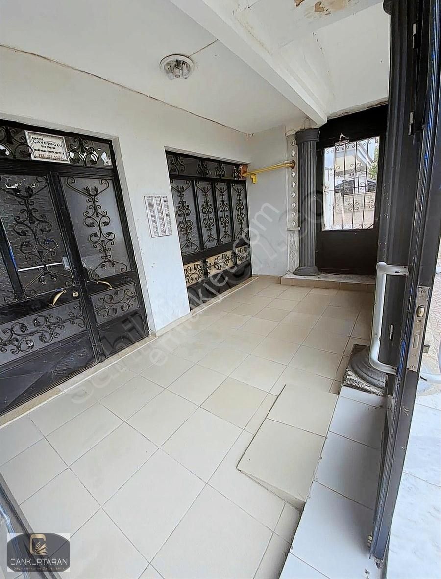 Gesi Ana Yolu Üzerinde Güney Cepheli Daire