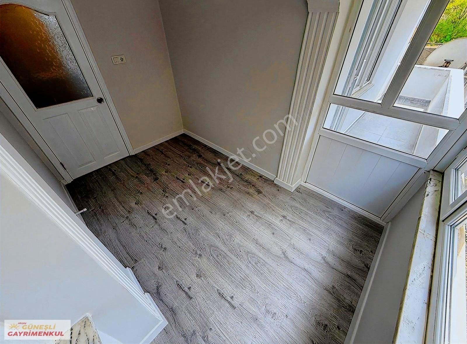 "güneşli'den" Akçayın Kalbinde Ön Cephe Muhteşem 3+1 Daire