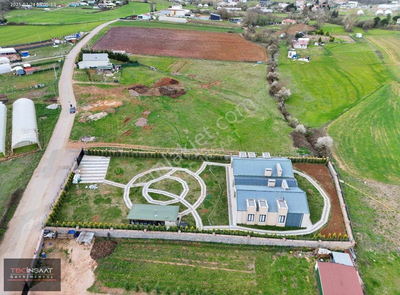 *** Tbc'den Gebze Kadıllı'da ( 593 M² ) Yeri Çevrili Tarla ***
