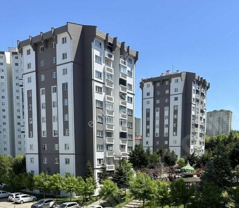 Defne 1 Sitesin De 94 M2 Full Tadilatlı Satılık Daire
