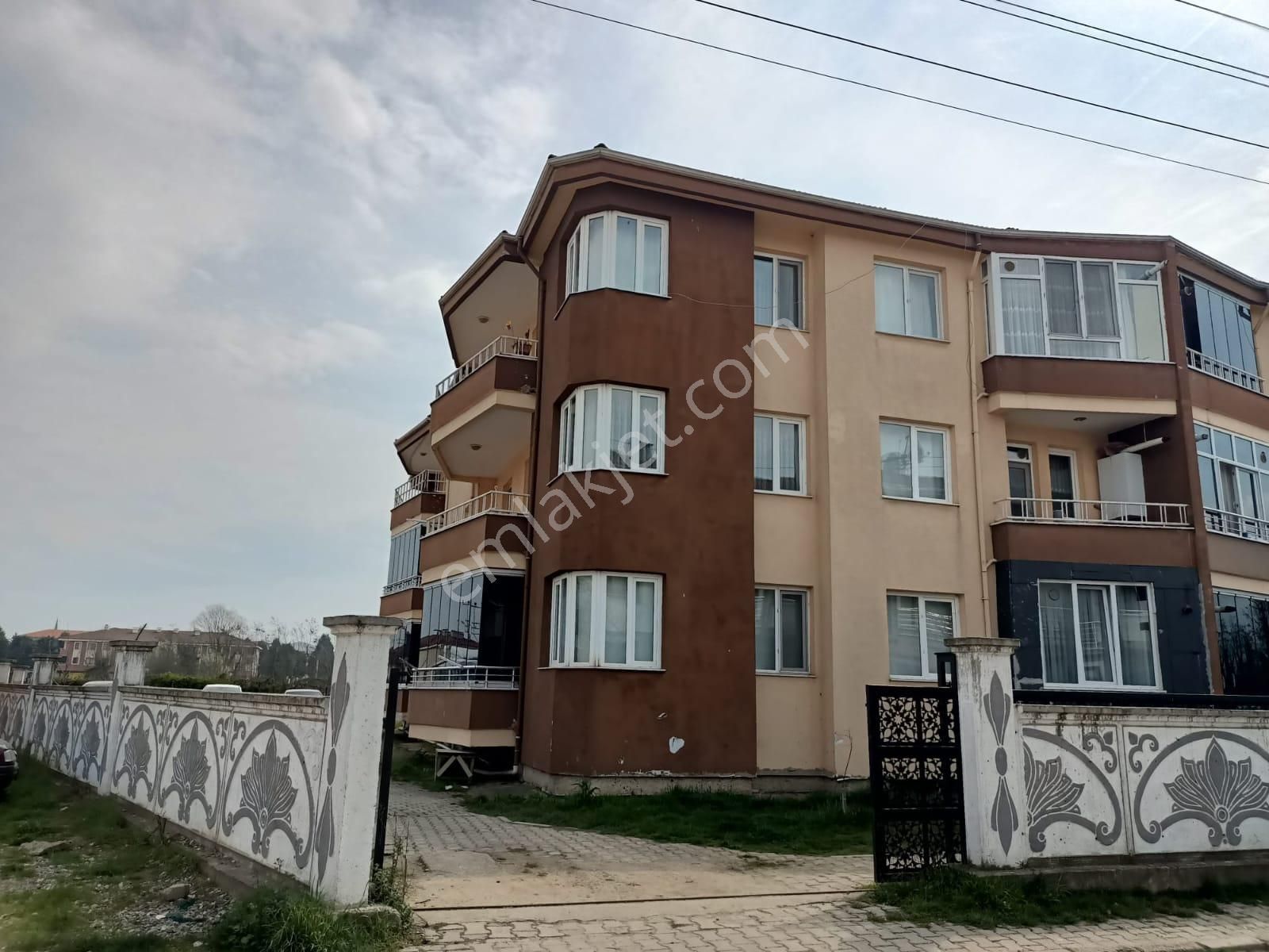 Merkezi Konum Bakımlı Site İçerisinde Daire