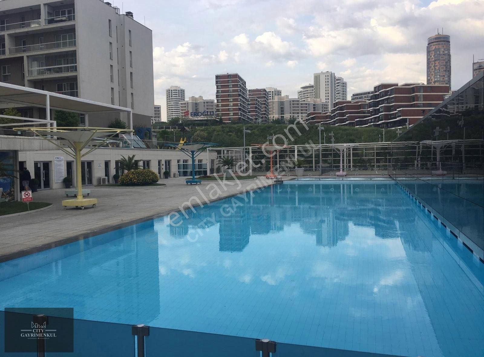 Soyak Park Aparts Tadilatlı Kısa Katlarda 3+1 Satılık Daire