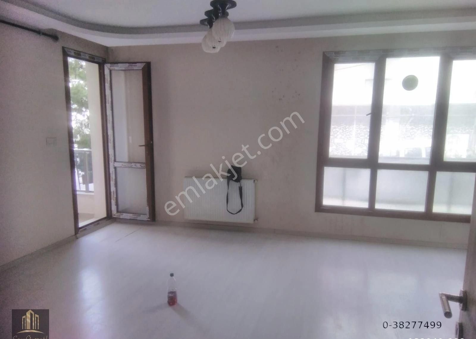 Buca Adatape'de Doğalgazlı 1+1 Üniversite Yakını Kiralık Daire