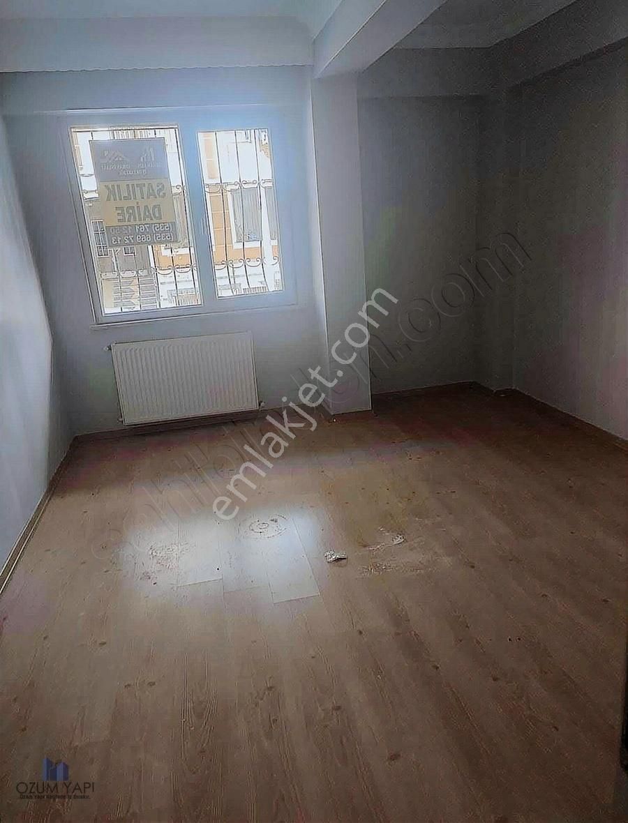 Emsaliz Genişlikte Satılık1+1 Yüksek Giriş Daire Krediye Uygun