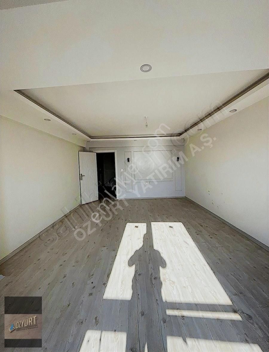 **yeni Devlet Hastanesi Yanı Geniş 4+1 Ara Kat Sıfır Daire**