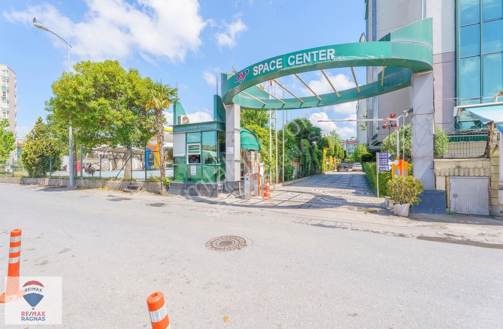 Dap Space Center Da 170 M² Bahçe Katı 2+1 Satılık Daire