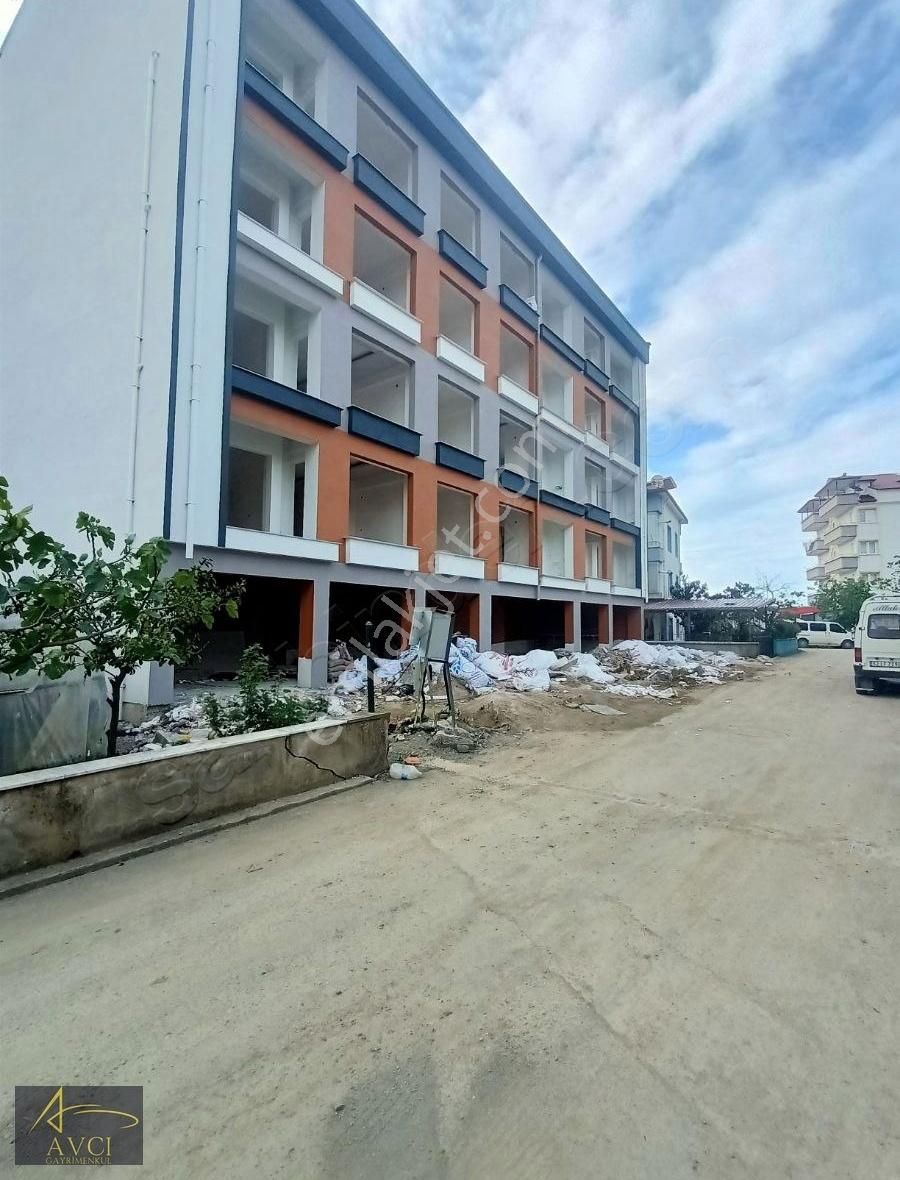 Avcı'dan Cumhuriyet Mahallesinde Satılık Sıfır 1+1 Daire