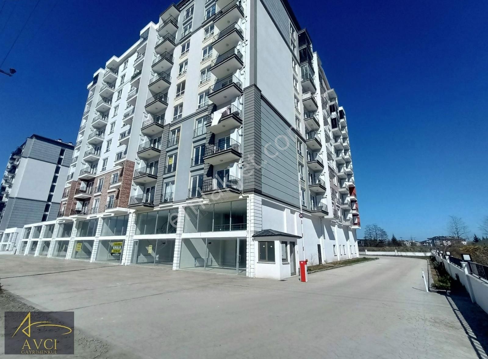 Avcı' Dan Cumhuriyet Mahallesinde 1+1 Kiralık Daire