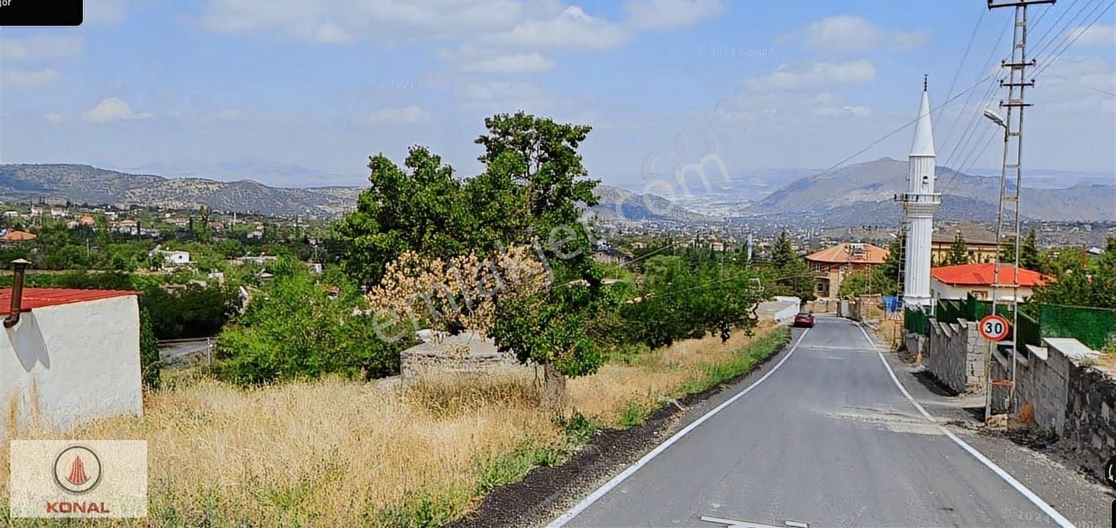 Konal | Eşmecik Ekici Caddesinde Tek Tapu Bağ 680