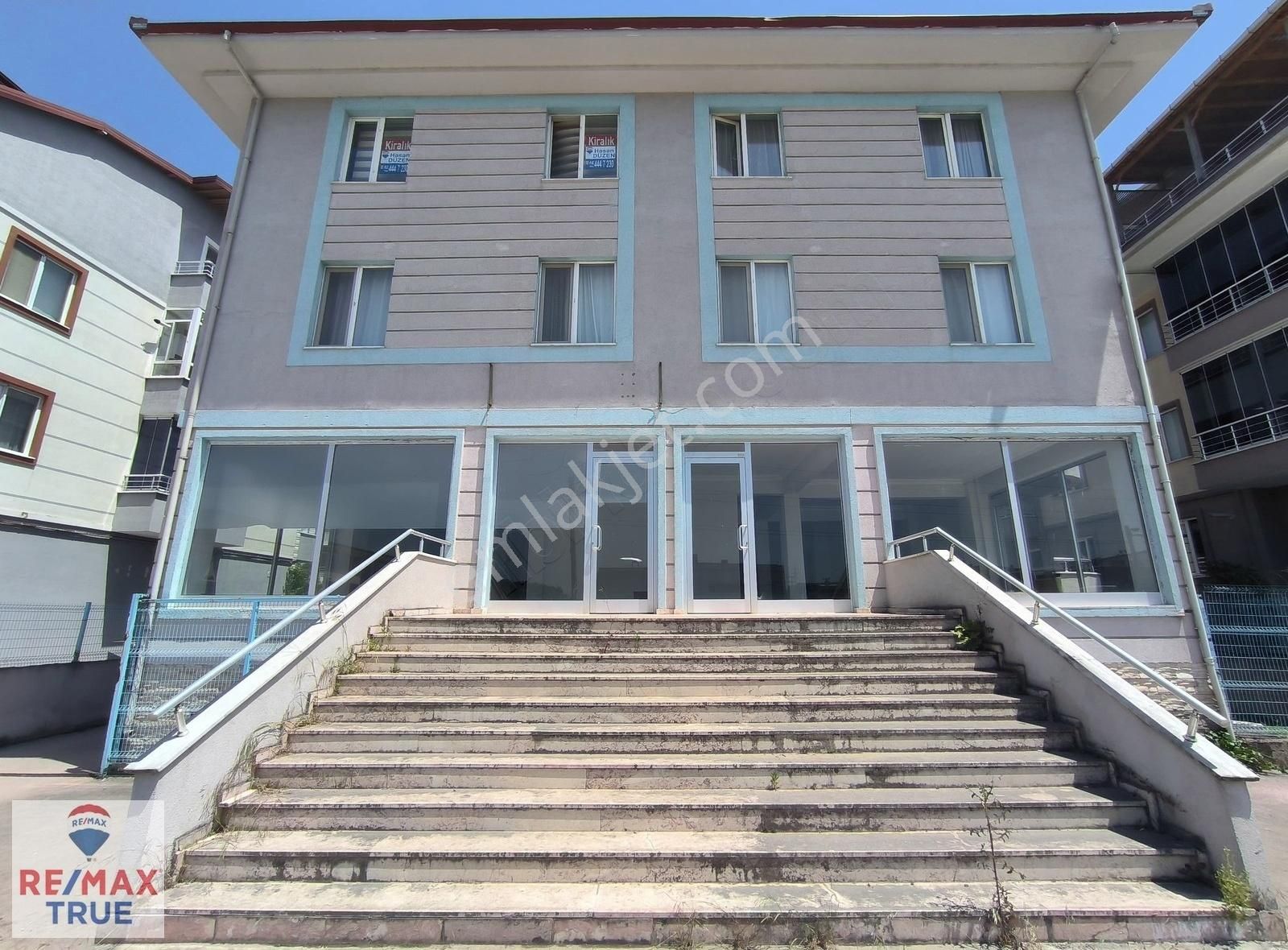 Kartepe Uzunçiftlik Mahallesi'nde Eşyalı Kiralık Daire