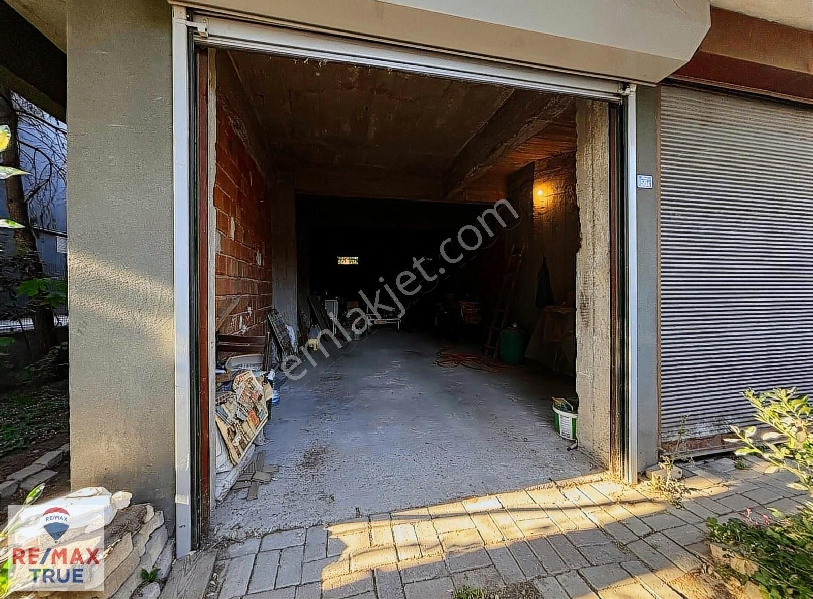 Yenişehir Pasha Palas Otel Karşısında Cadde Üzeri Kiralık Dükkan