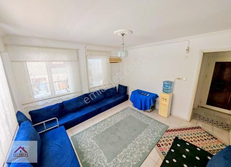 Bulvara 1nci Sokak, Kapalı Mutfaklı, Bakımlı 1+1