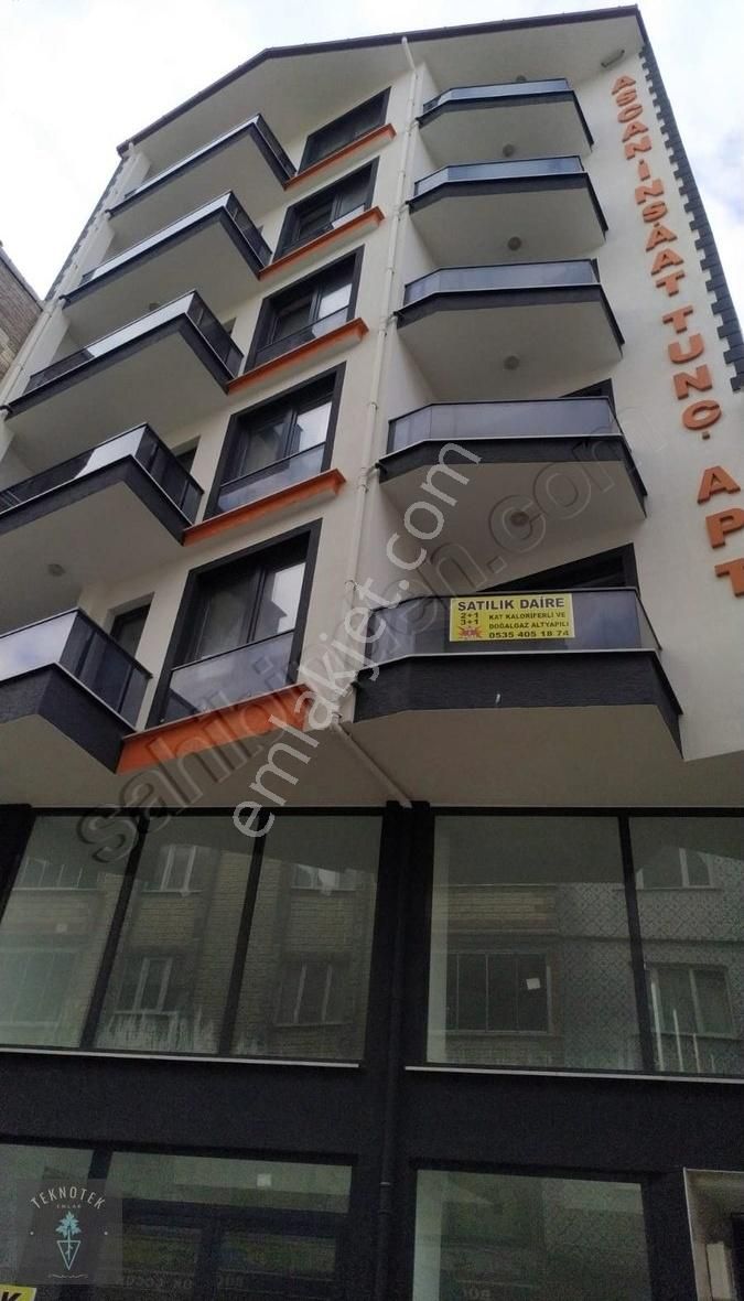 Ana Caddede Deniz Manzaralı 0 Daire