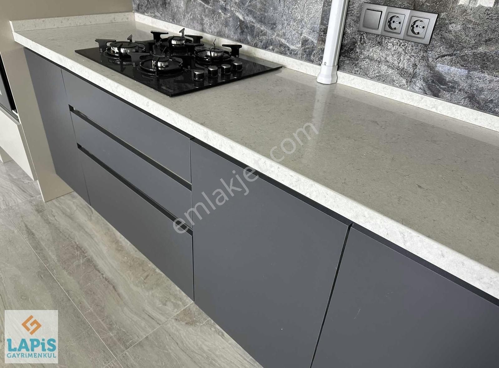 Merkezde-premiyum Kalite-yerden Isıtma-doğalgaz-otopark-havuzlu - Görsel 32