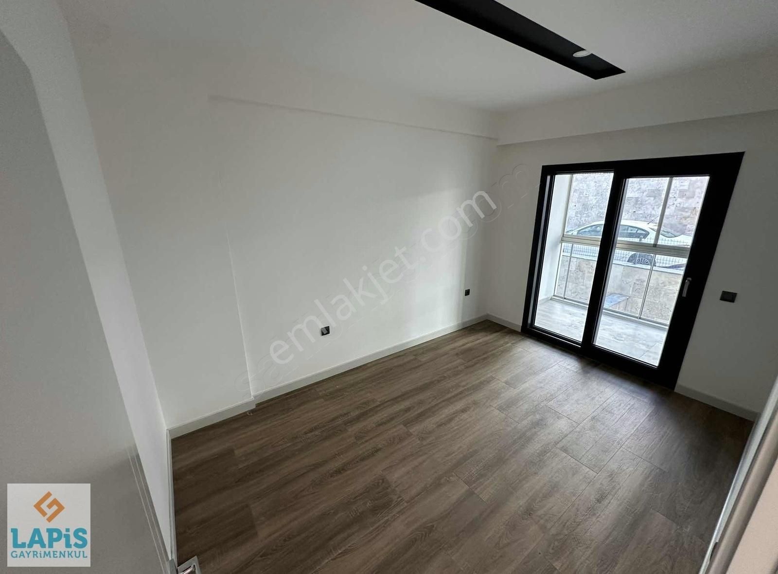 Merkezde-premiyum Kalite-yerden Isıtma-doğalgaz-otopark-havuzlu - Görsel 22