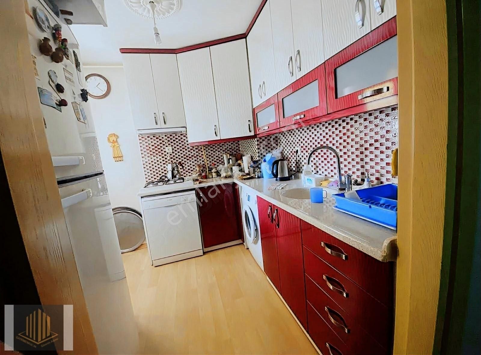 Sağlam'dan İkram Dondurma Civarında 3+1 Doğalgazlı Satılık Daire