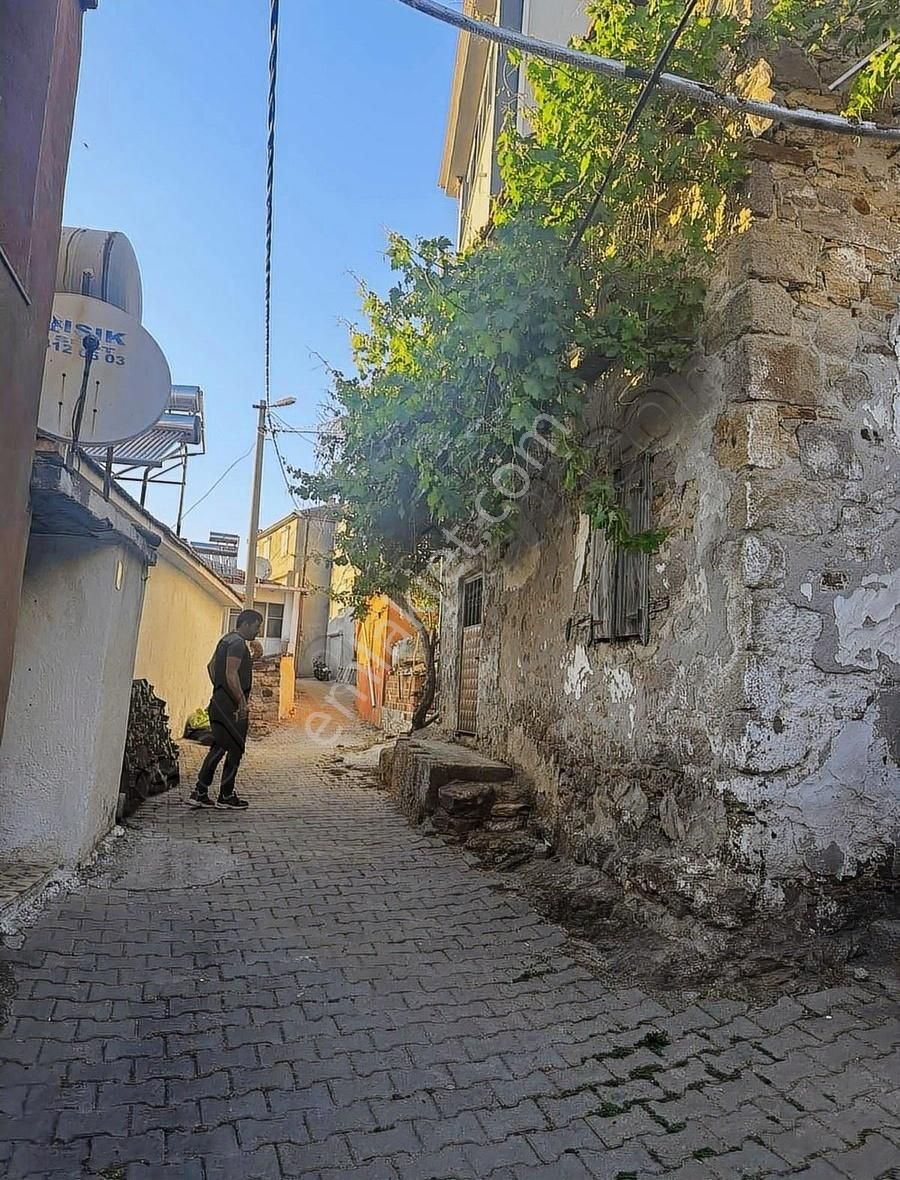 Gomeç Köy Emlak Ak'tan Satılık Köy Evi