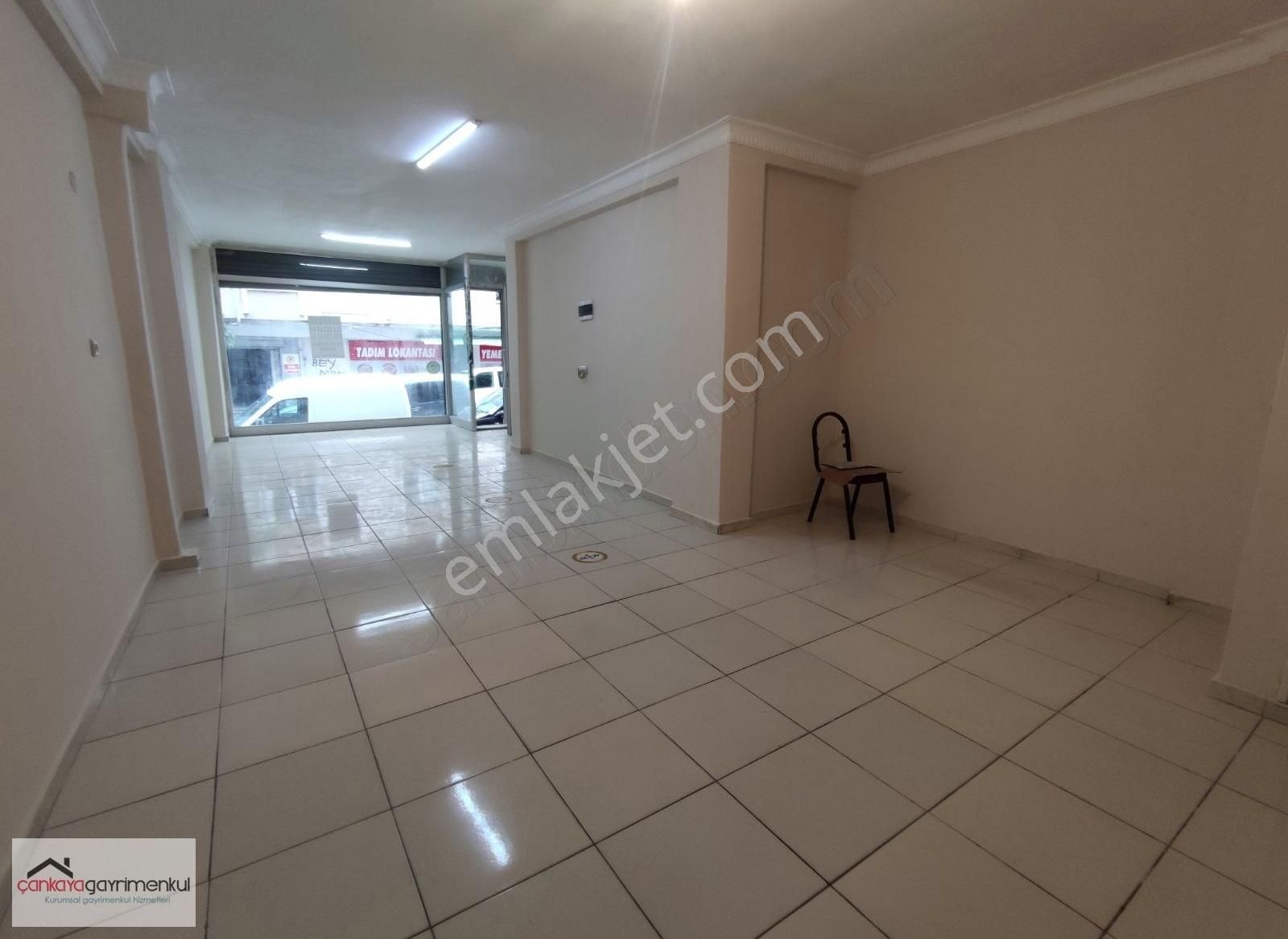 Cuma Pazarına 2.bina 50m2 Kiralık Dükkan /yeni Binada/ Kepenkli