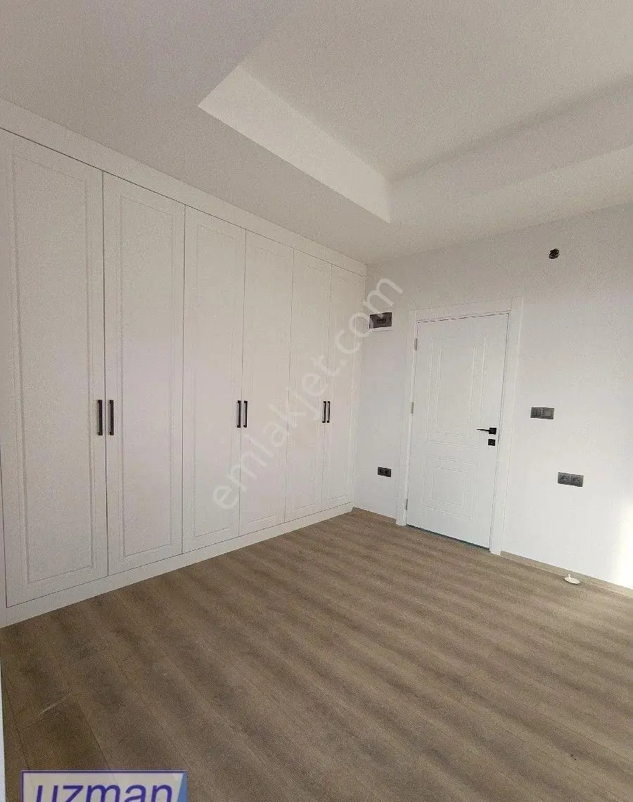 Mükemmel Konumda Yeni Butik Site İçinde Satılık Yeni Müstakil Özel Yüzme Havuzlu Villa - Görsel 5