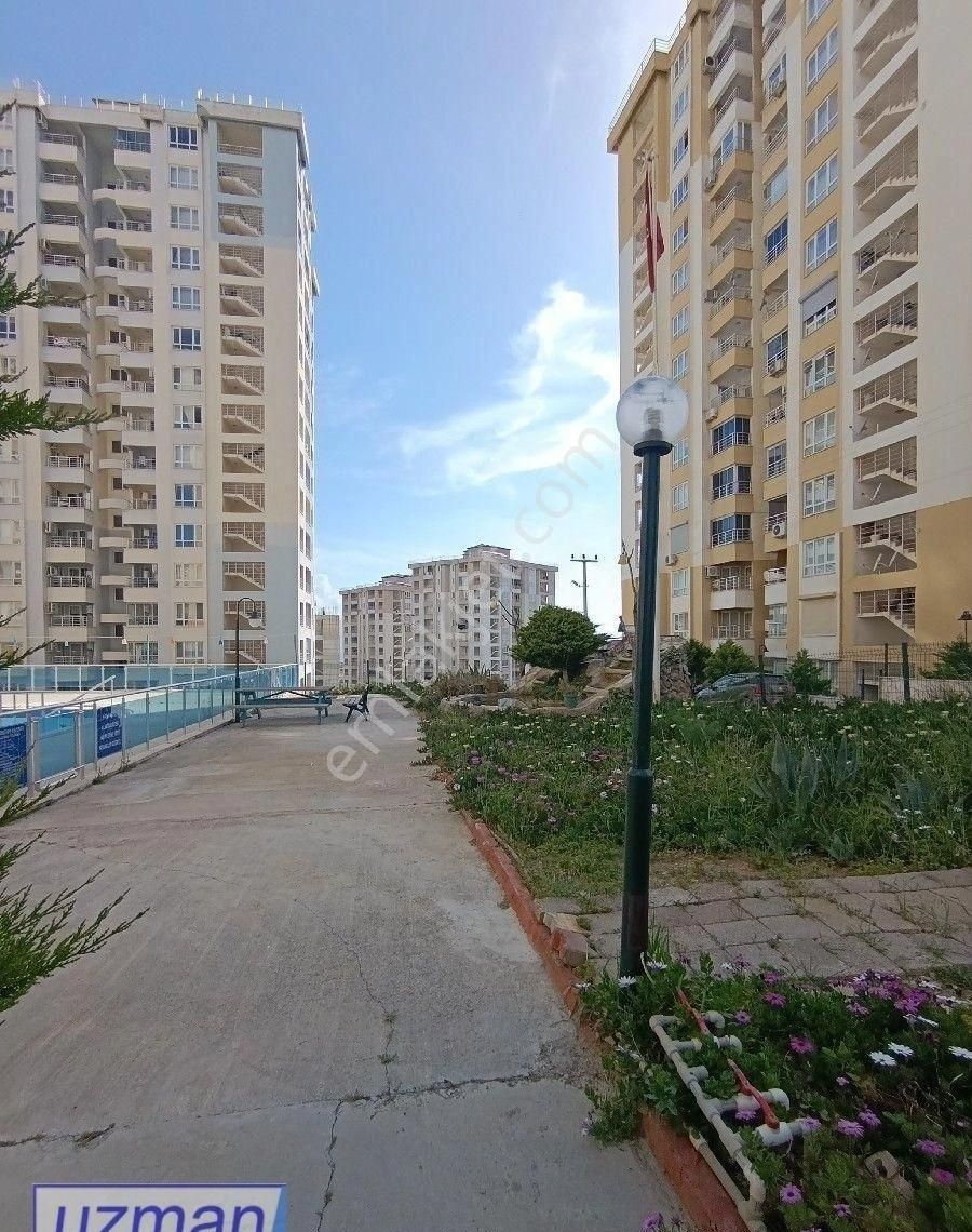 Kuşadası Aile Sitesi İçinde Yüzme Havuzlu 2+1 Satılık Daire - Görsel 24