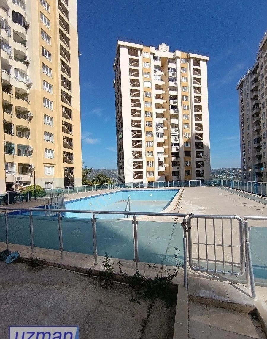 Kuşadası Aile Sitesi İçinde Yüzme Havuzlu 2+1 Satılık Daire - Görsel 25