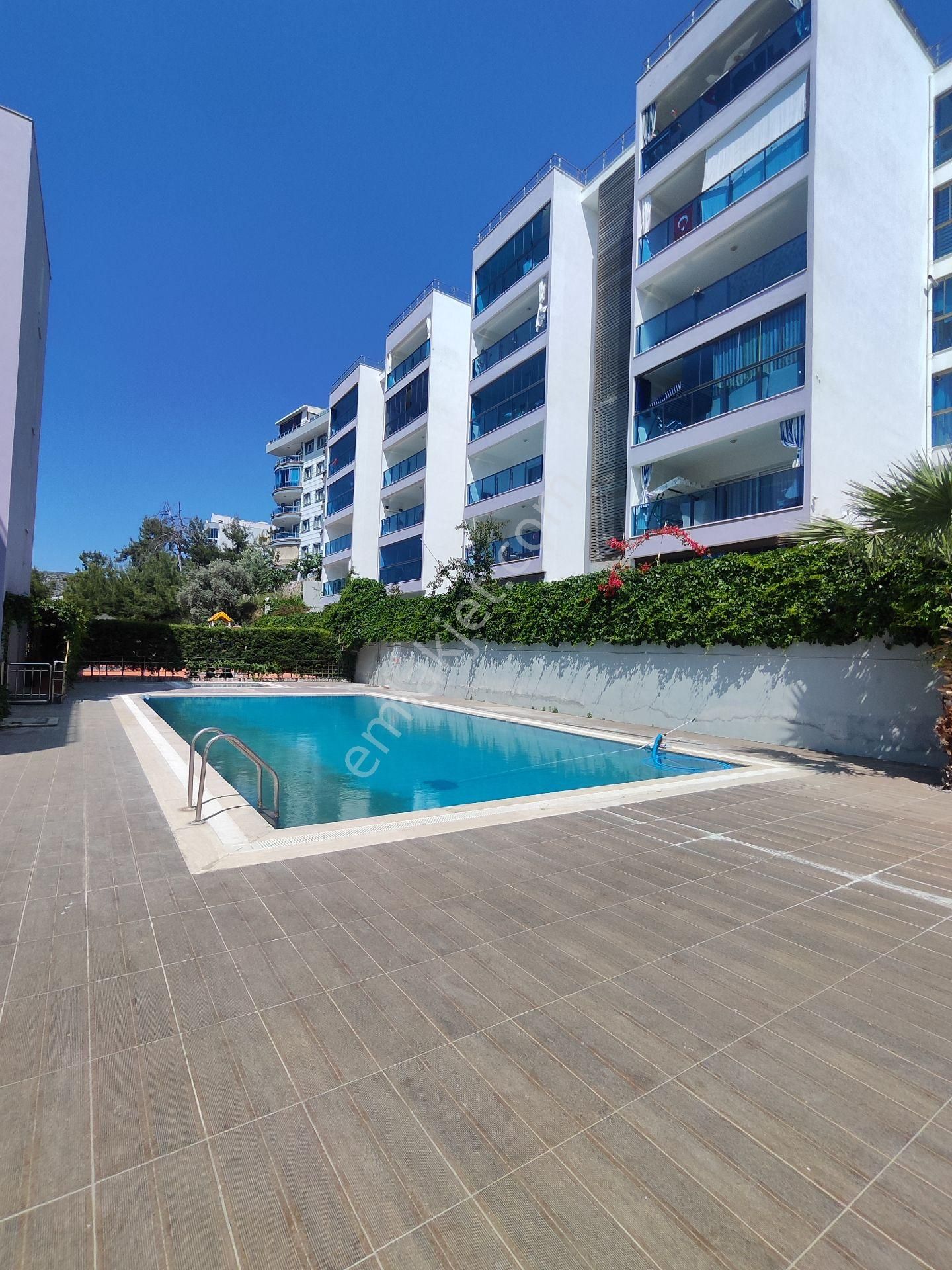 Havuzlu, Yatırımlık Site İcinde 1+1 Daire - Görsel 17