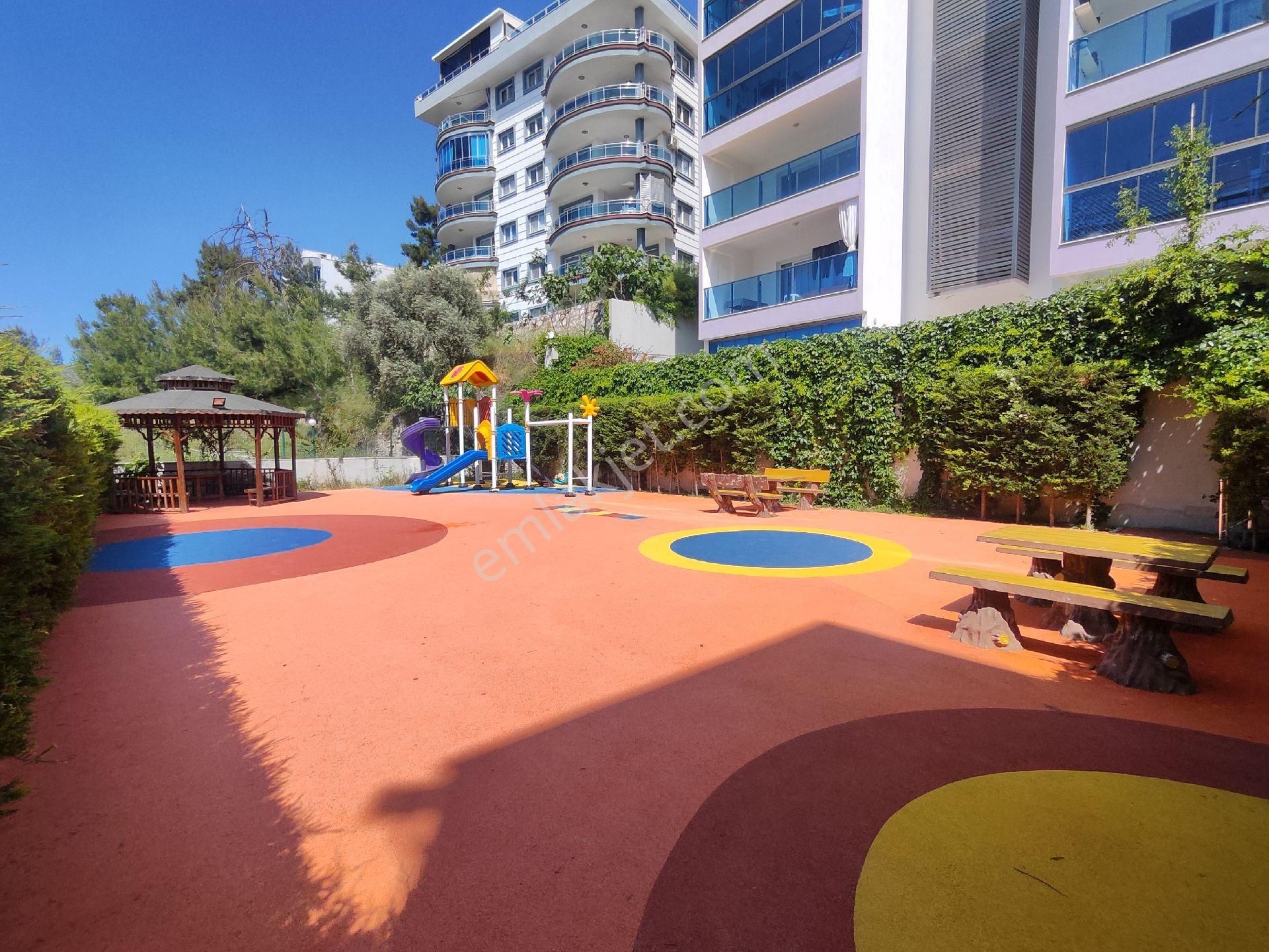 Havuzlu, Yatırımlık Site İcinde 1+1 Daire - Görsel 18