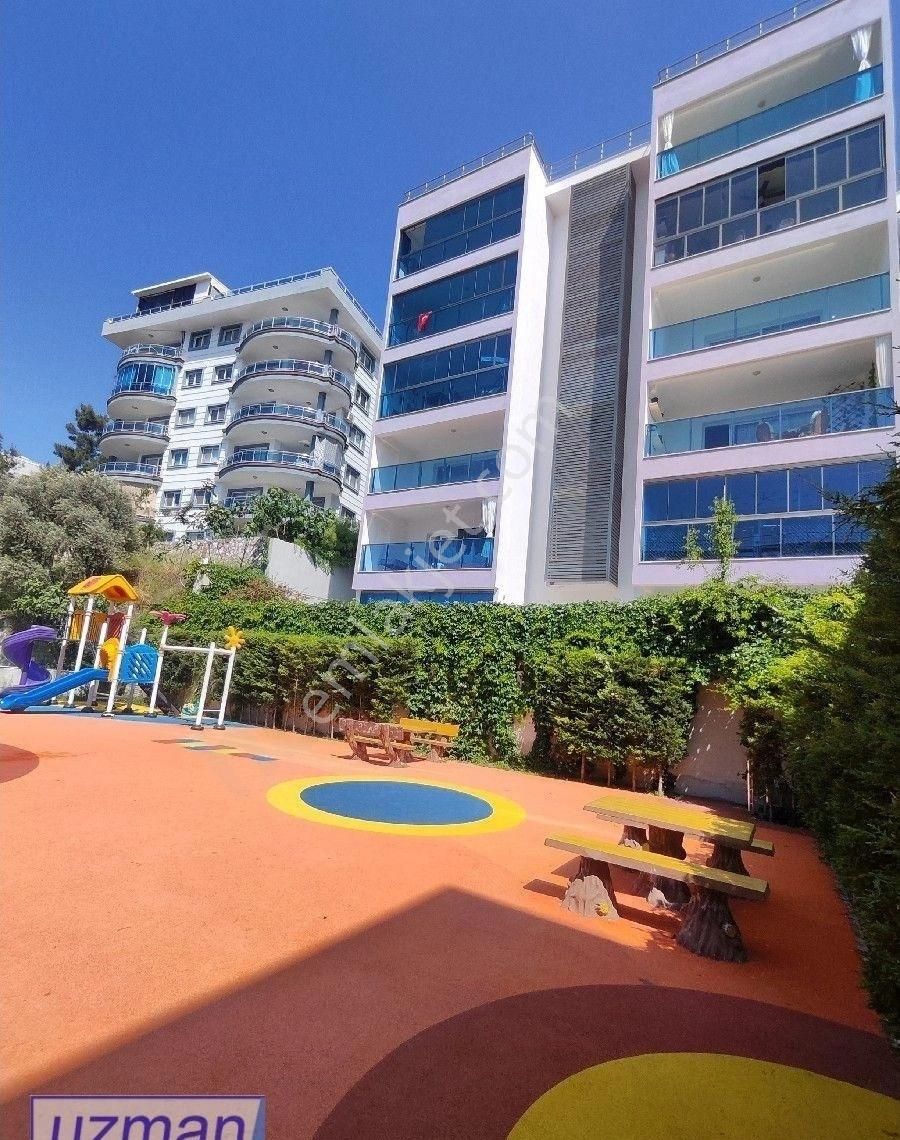 Havuzlu, Yatırımlık Site İcinde 1+1 Daire - Görsel 2