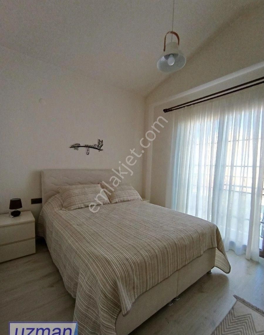 Kuşadası'nda 3 +1 Kiralık Lüks Eşyalı Site İçinde Villa - Görsel 11