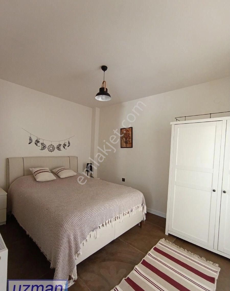 Kuşadası'nda 3 +1 Kiralık Lüks Eşyalı Site İçinde Villa - Görsel 29