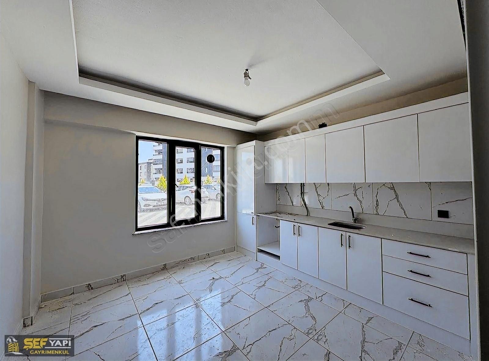 Şeften Beştepede Site İçi Aile Binası 2+0 Kiralık Daire