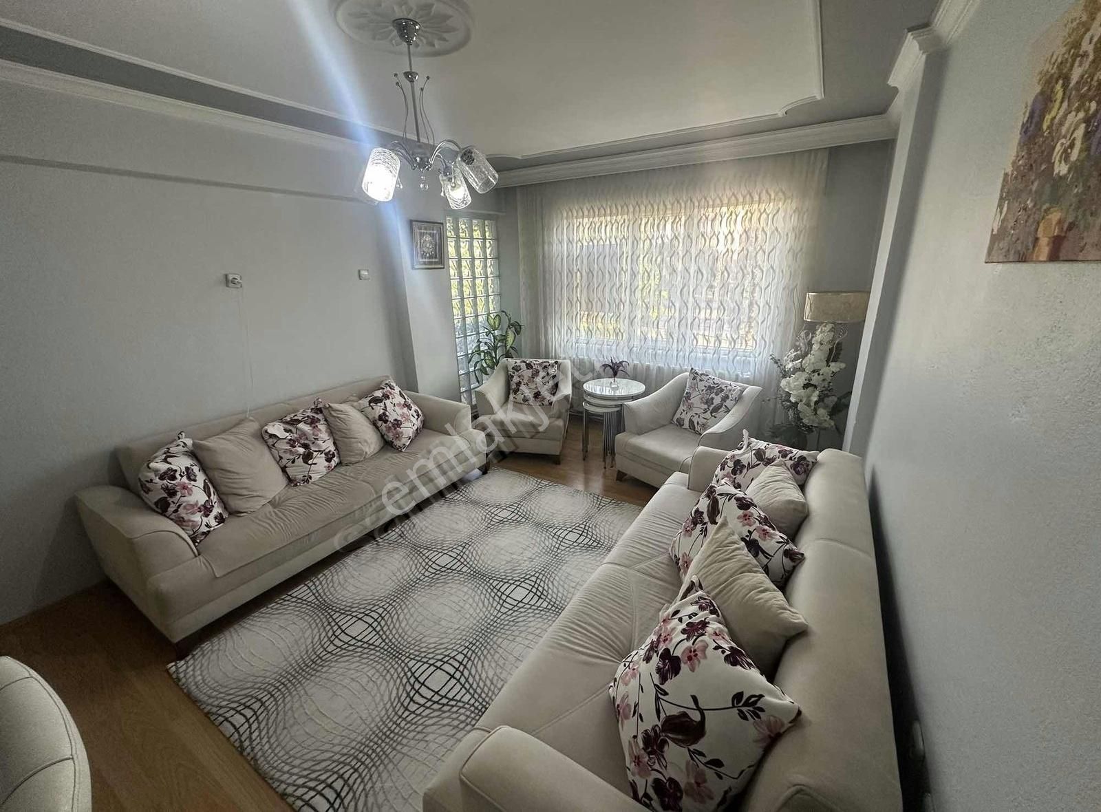 Takasa Uygun Migros Yanı Ara Kat Sıcak Sulu 3+1 Daire