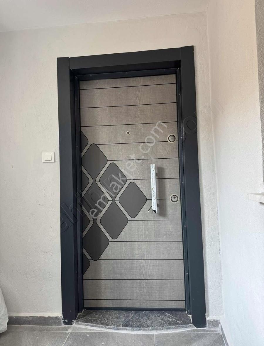 Bornova Naldökende Kiralık 0 Daire 2+1 Geniş
