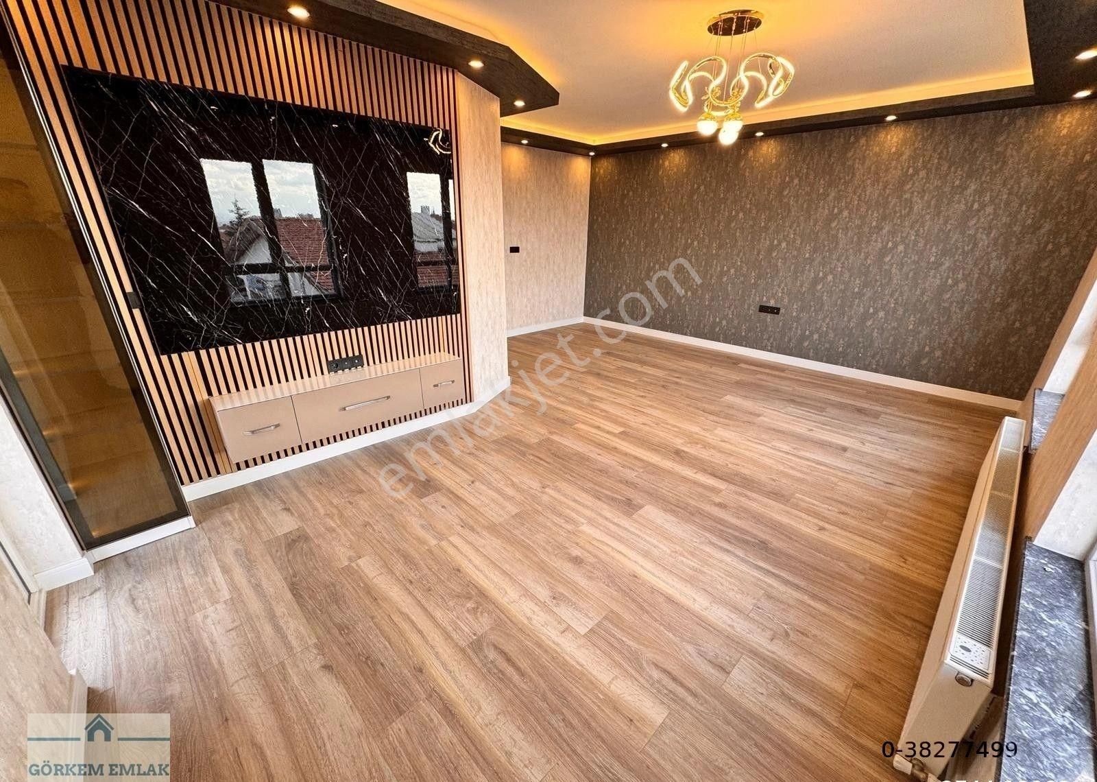 Görkem'den 3+1+ Ebeveyn Banyolu 120 M2 Ara Kat Manzaralı Süper Lüx Emsalsiz